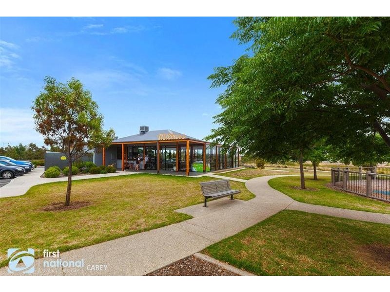 77 Westlakes Blvd, Lara VIC 3212