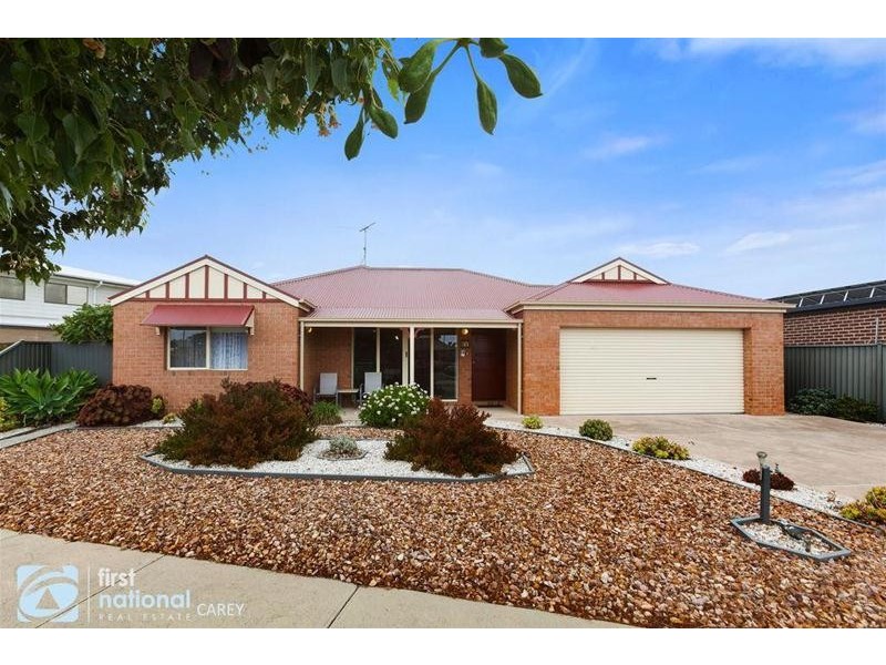 77 Westlakes Blvd, Lara VIC 3212