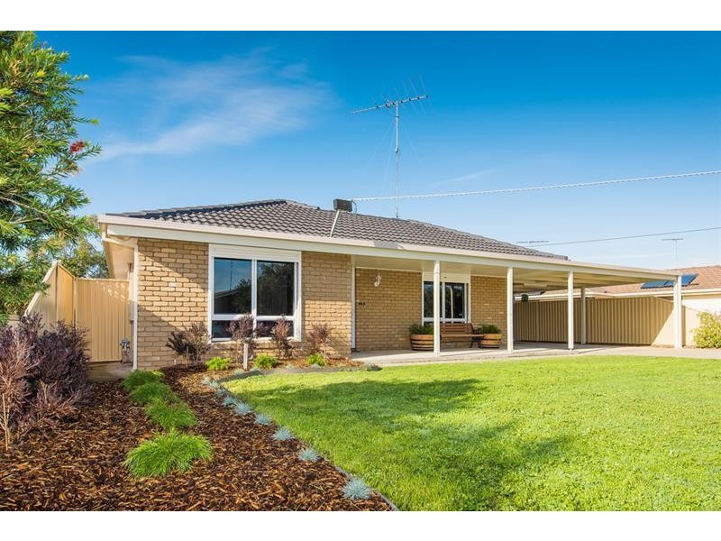 10 Henderson Drive, Lara VIC 3212