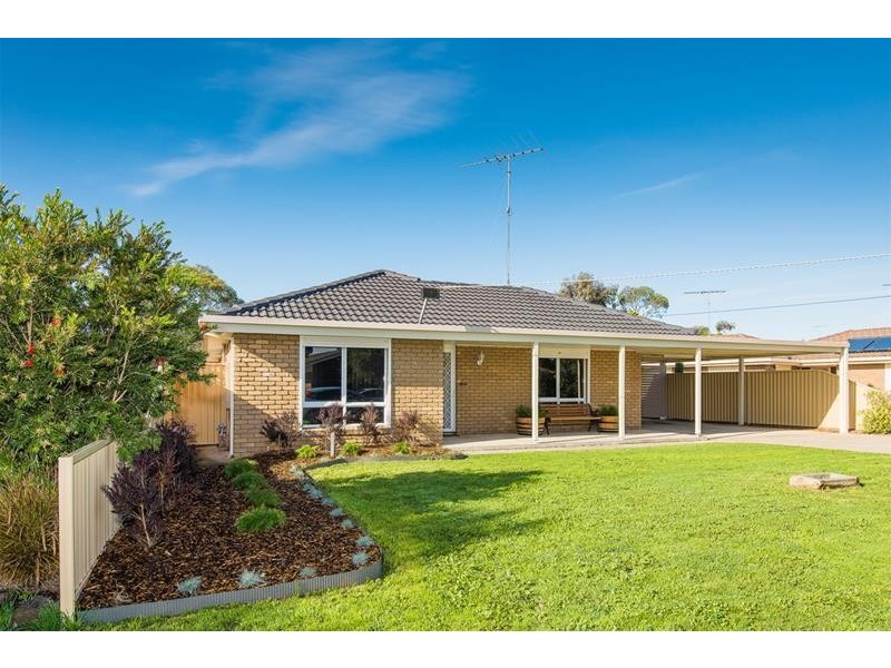 10 Henderson Drive, Lara VIC 3212