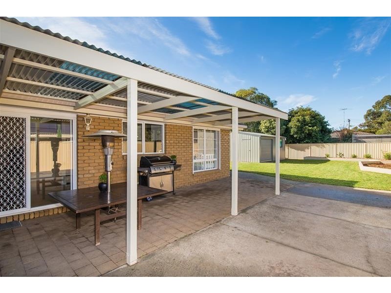 10 Henderson Drive, Lara VIC 3212