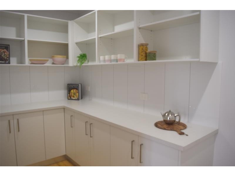 19 Westlakes Boulevard, Lara VIC 3212