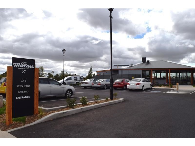 19 Westlakes Boulevard, Lara VIC 3212