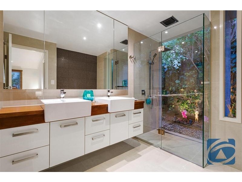 11 Lime Crescent, Lara VIC 3212