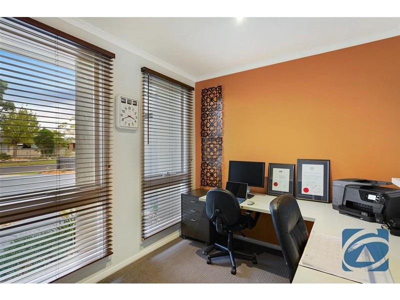 11 Lime Crescent, Lara VIC 3212