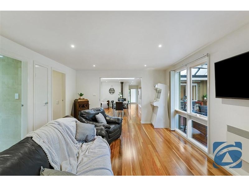 11 Lime Crescent, Lara VIC 3212