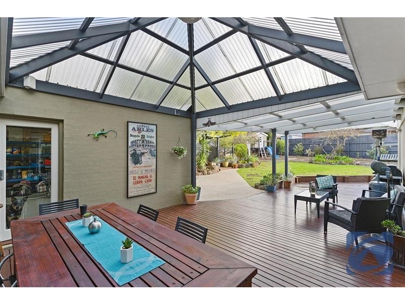 11 Lime Crescent, Lara VIC 3212