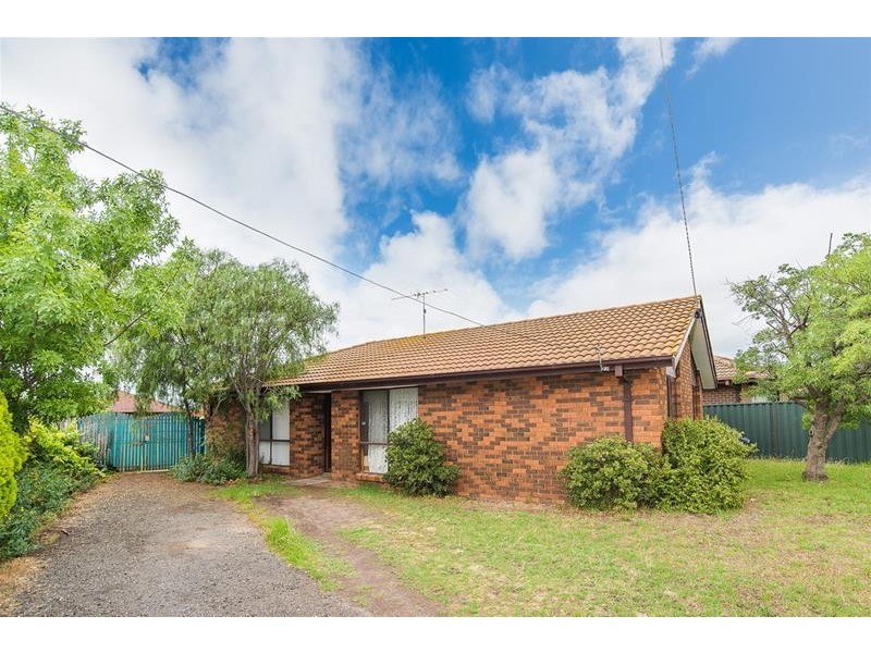 6 Newell Street, Lara VIC 3212