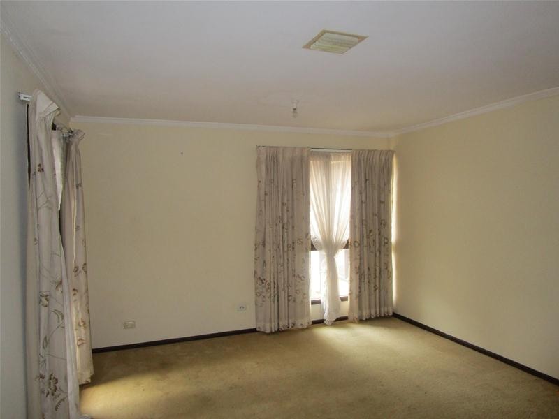 12 Melrose Street, Lara VIC 3212