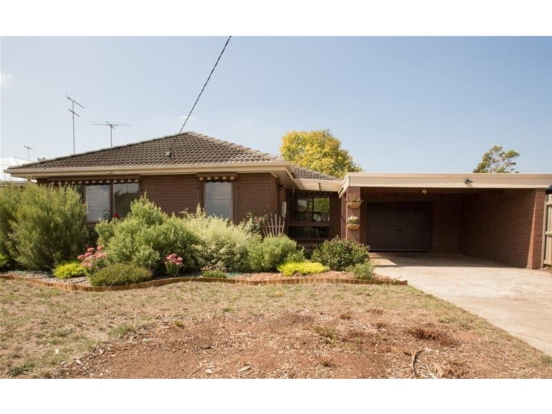 15 Upton Court, Lara VIC 3212