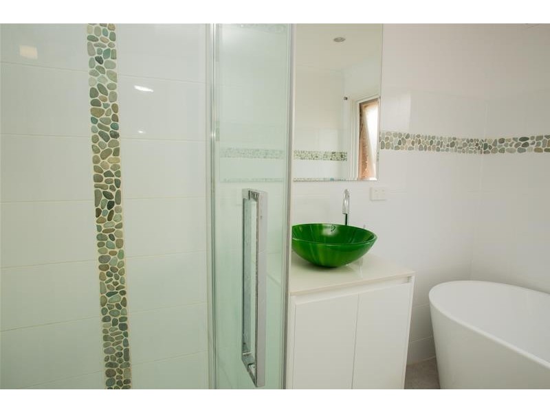 15 Upton Court, Lara VIC 3212