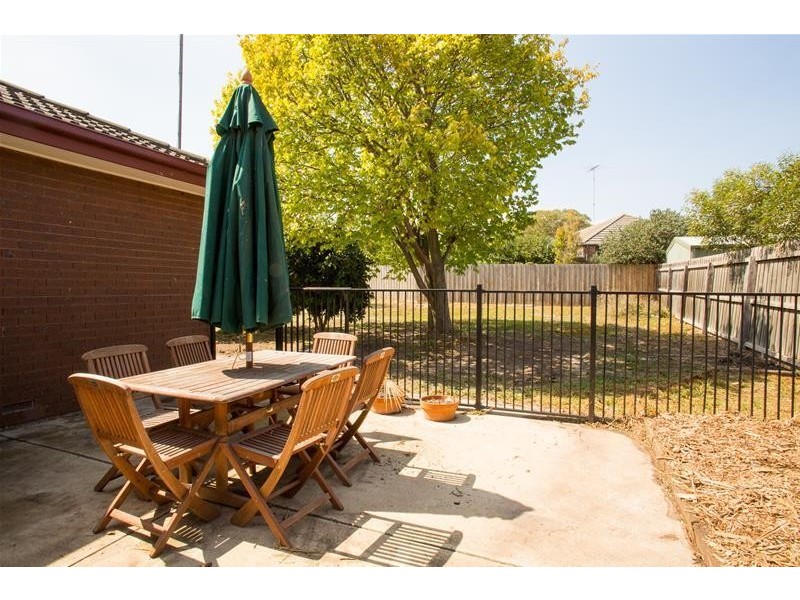 15 Upton Court, Lara VIC 3212