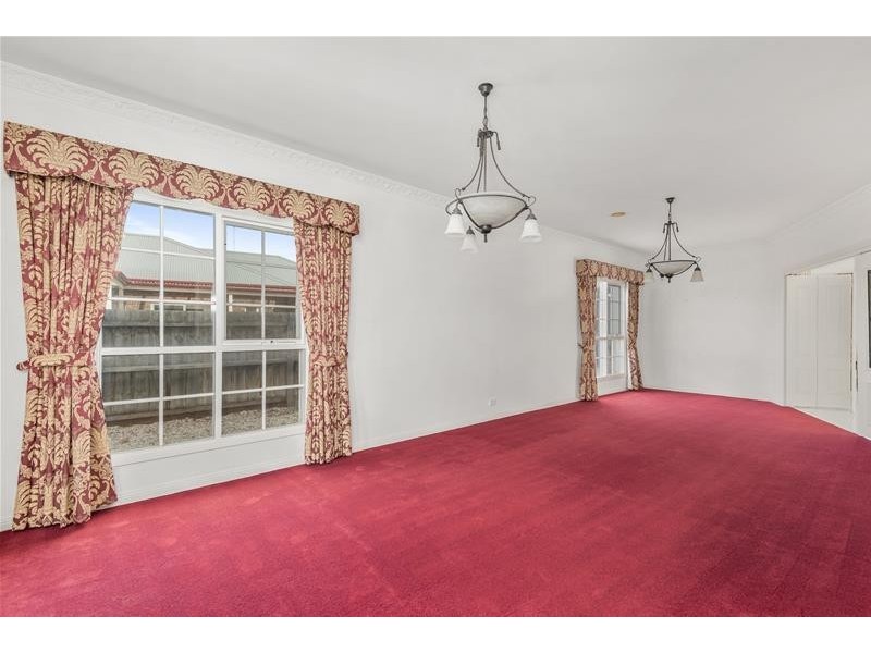 18 Looker Street, Lara VIC 3212