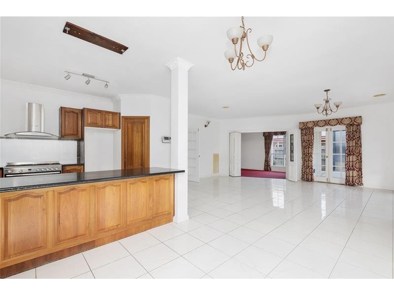 18 Looker Street, Lara VIC 3212