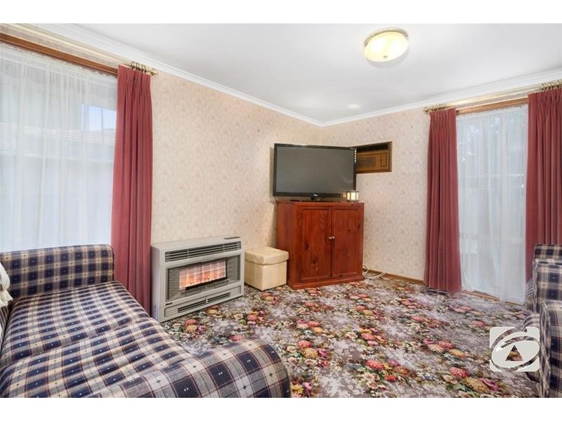 18 Carmarthen Drive, Corio VIC 3214