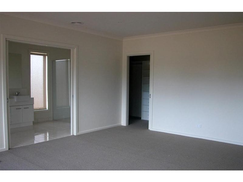 45 McIntyre Road, Lara VIC 3212