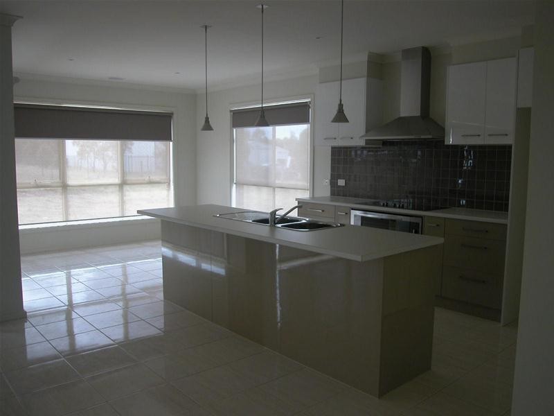 45 McIntyre Road, Lara VIC 3212