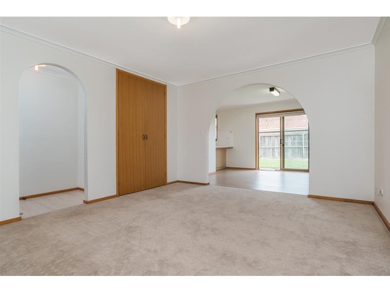 2/20 Buckingham Street, Lara VIC 3212