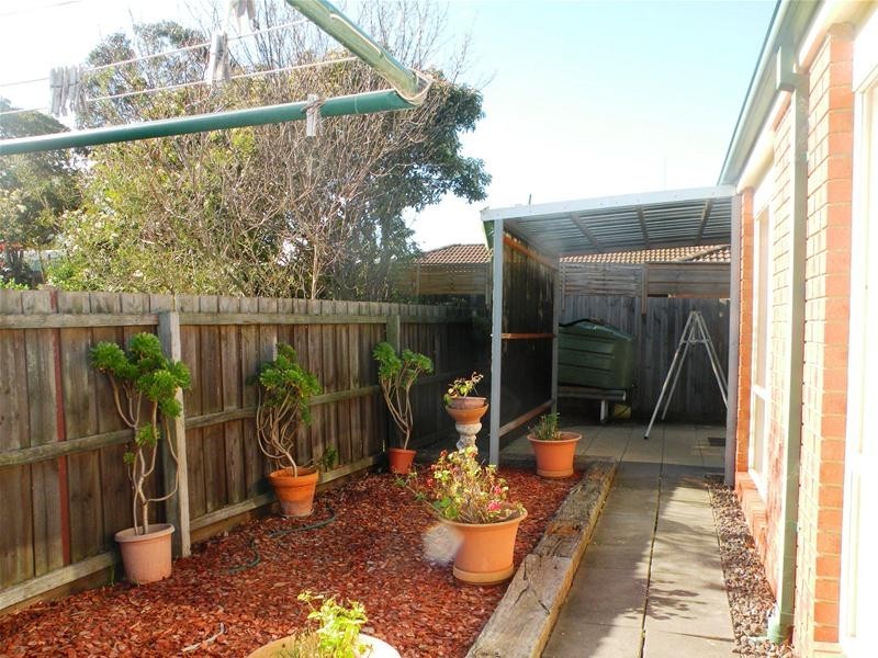 1/B Young Street, Lara VIC 3212