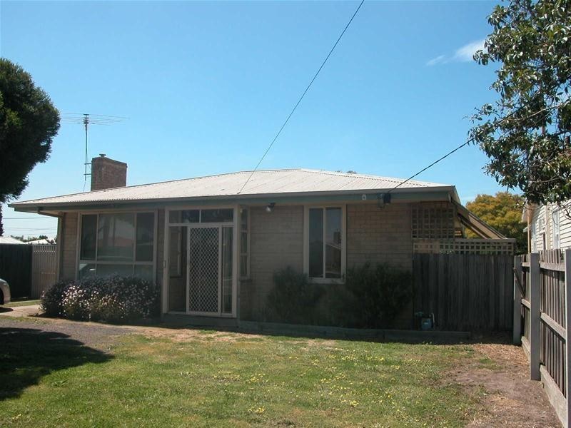 61 Camellia Crescent, Norlane VIC 3214