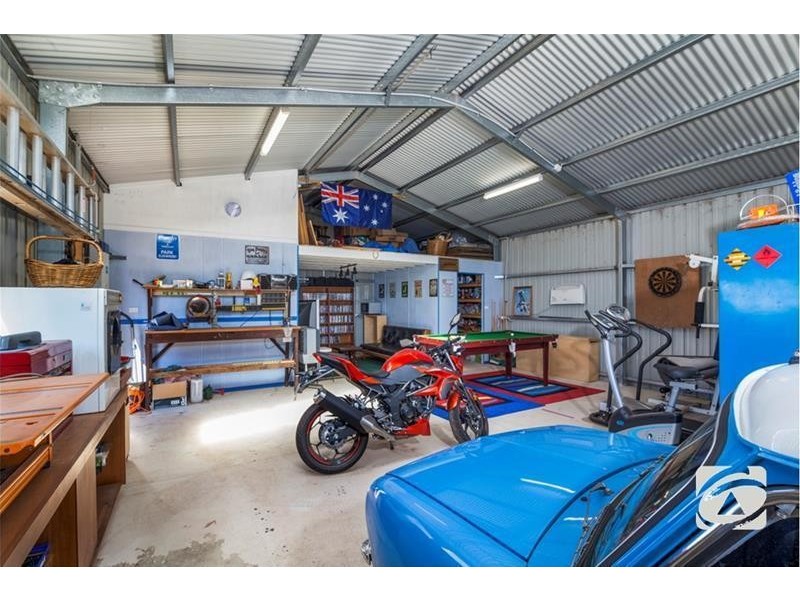 6 Wongalea Drive, Lara VIC 3212