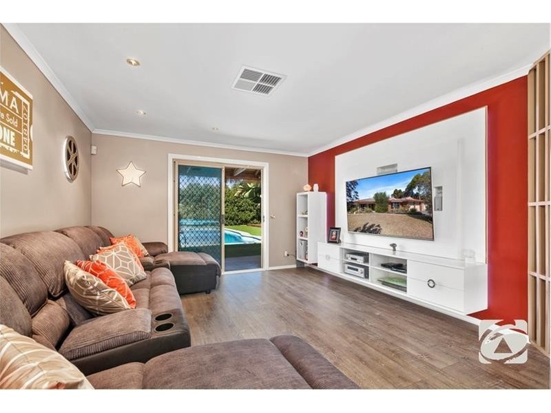 6 Wongalea Drive, Lara VIC 3212