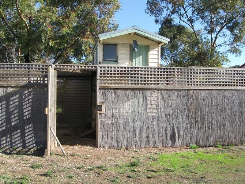 6 Wongalea Drive, Lara VIC 3212