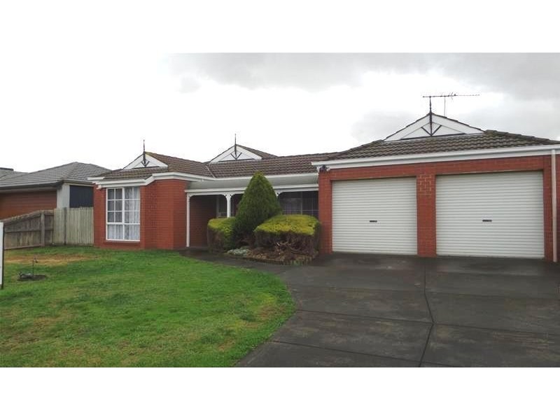 18 Kantara Crescent, Lara VIC 3212