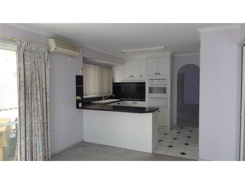 18 Kantara Crescent, Lara VIC 3212