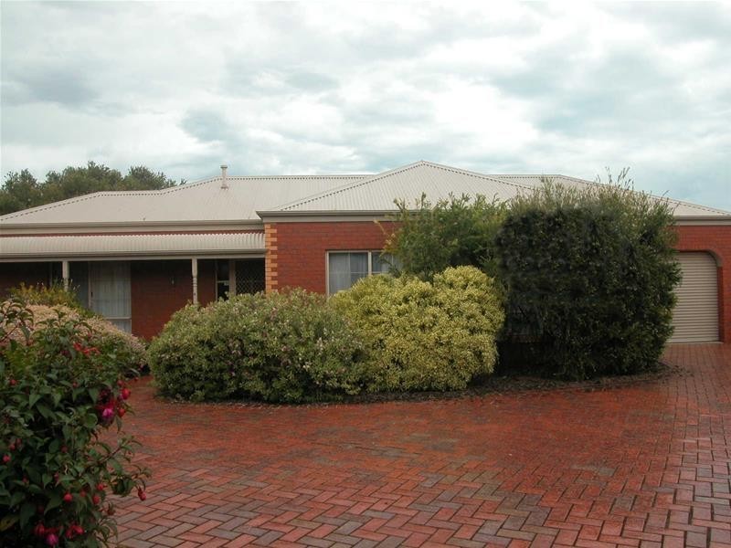 4/18 Richard Drive, Lara VIC 3212