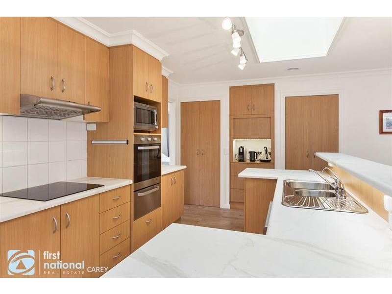 19 Young Street, Lara VIC 3212