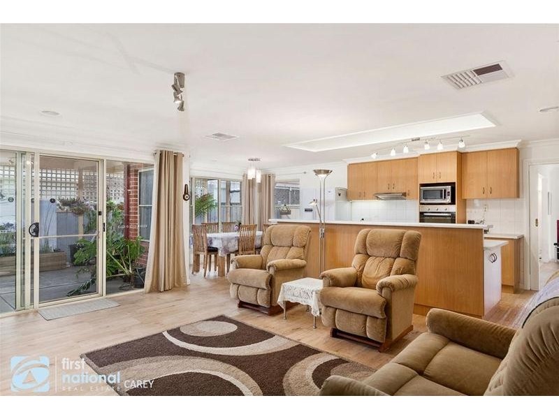 19 Young Street, Lara VIC 3212