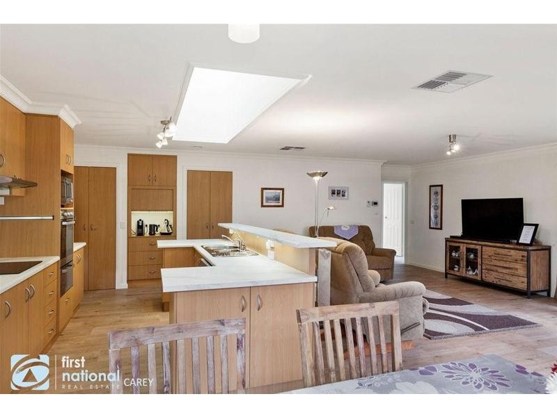 19 Young Street, Lara VIC 3212