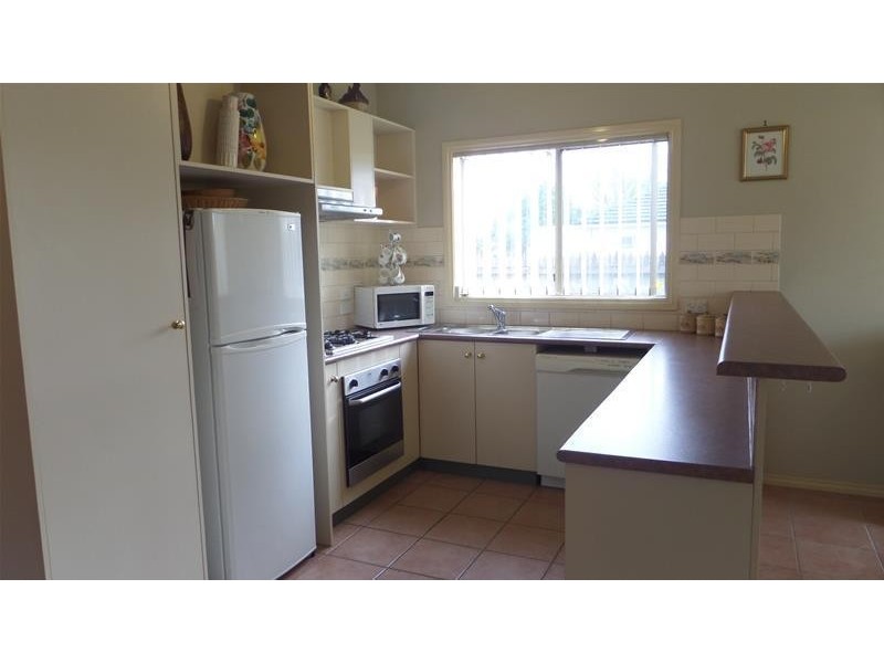 1 Francis Court, Lara VIC 3212