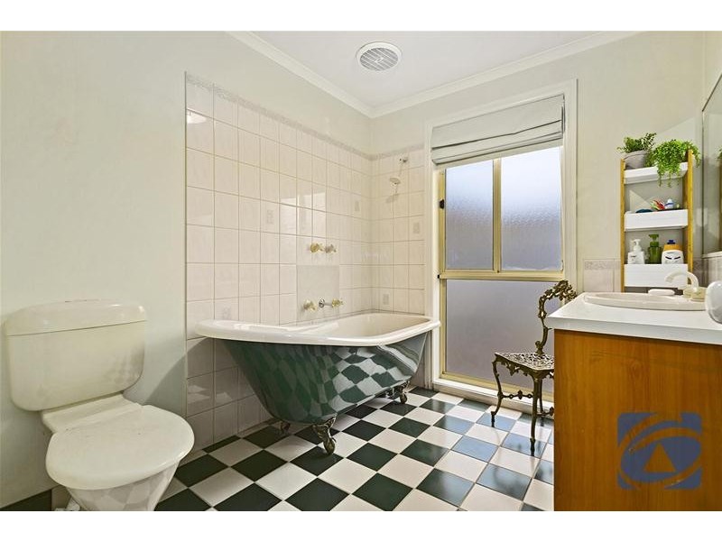 18 Lipson Drive, Lara VIC 3212