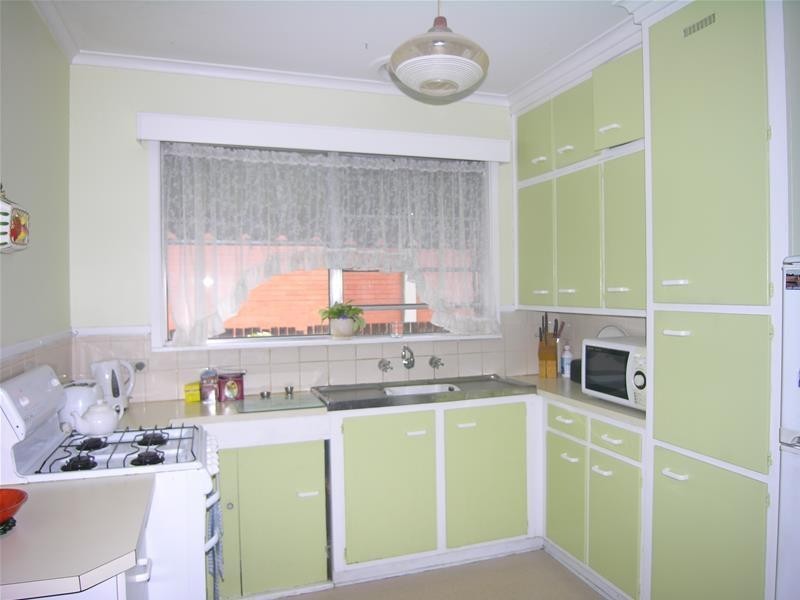 10 Goldsworthy Road, Corio VIC 3214