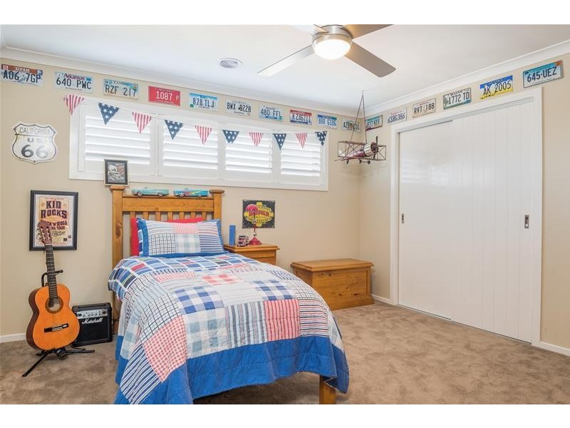 39 West Lakes Boulevard, Lara VIC 3212