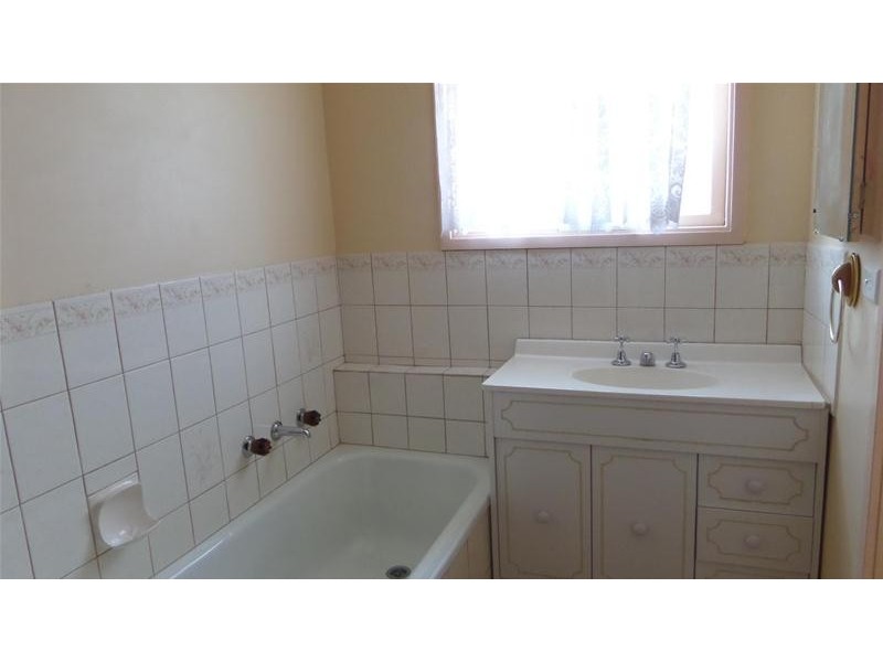 19 Caithness Crescent, Corio VIC 3214