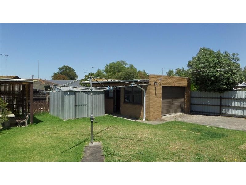 19 Caithness Crescent, Corio VIC 3214