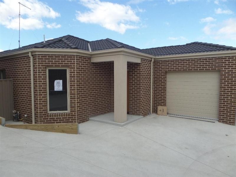 2/38 Forest Road North, Lara VIC 3212