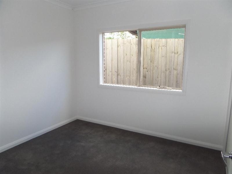 2/38 Forest Road North, Lara VIC 3212