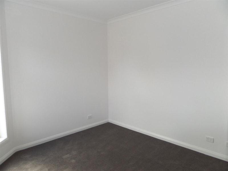 2/38 Forest Road North, Lara VIC 3212