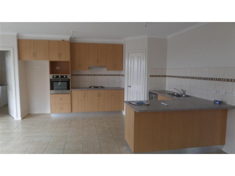 12 Bella Julia Place, Lara VIC 3212