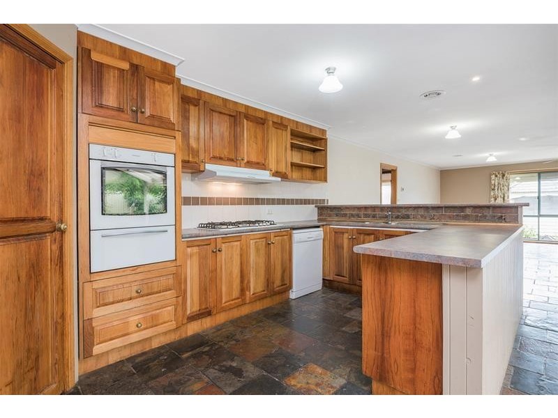 15 Stephenson Street, Lara VIC 3212