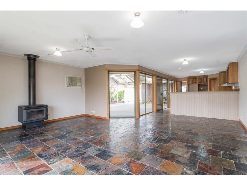 15 Stephenson Street, Lara VIC 3212