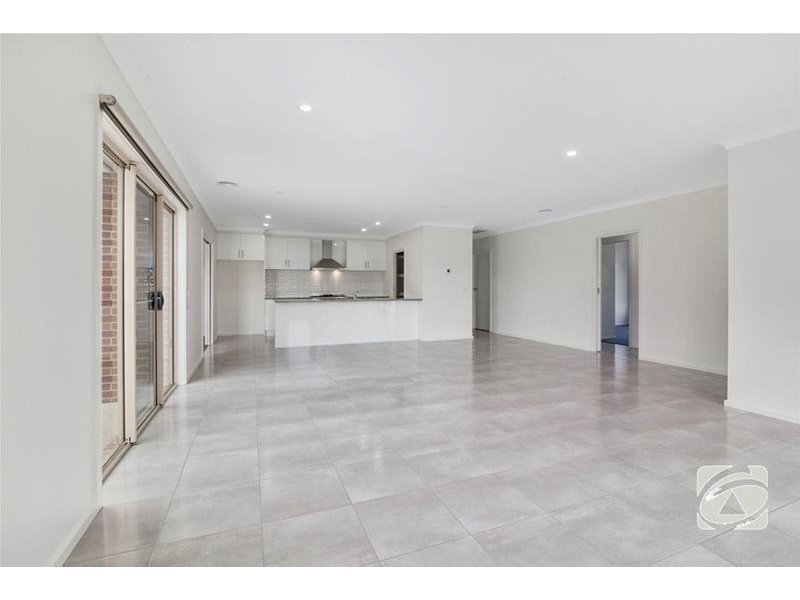 68 Bates Road, Lara VIC 3212