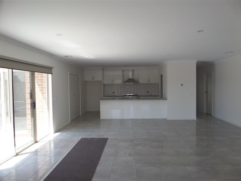 68 Bates Road, Lara VIC 3212