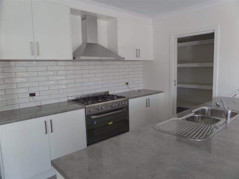 68 Bates Road, Lara VIC 3212