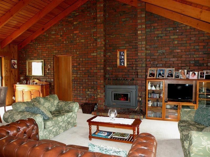 6 Windermere Road, Lara VIC 3212