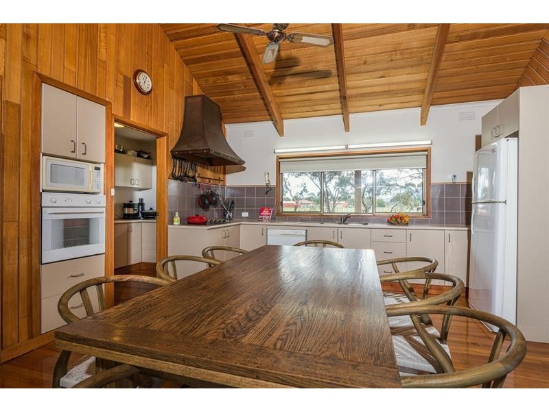 6 Windermere Road, Lara VIC 3212